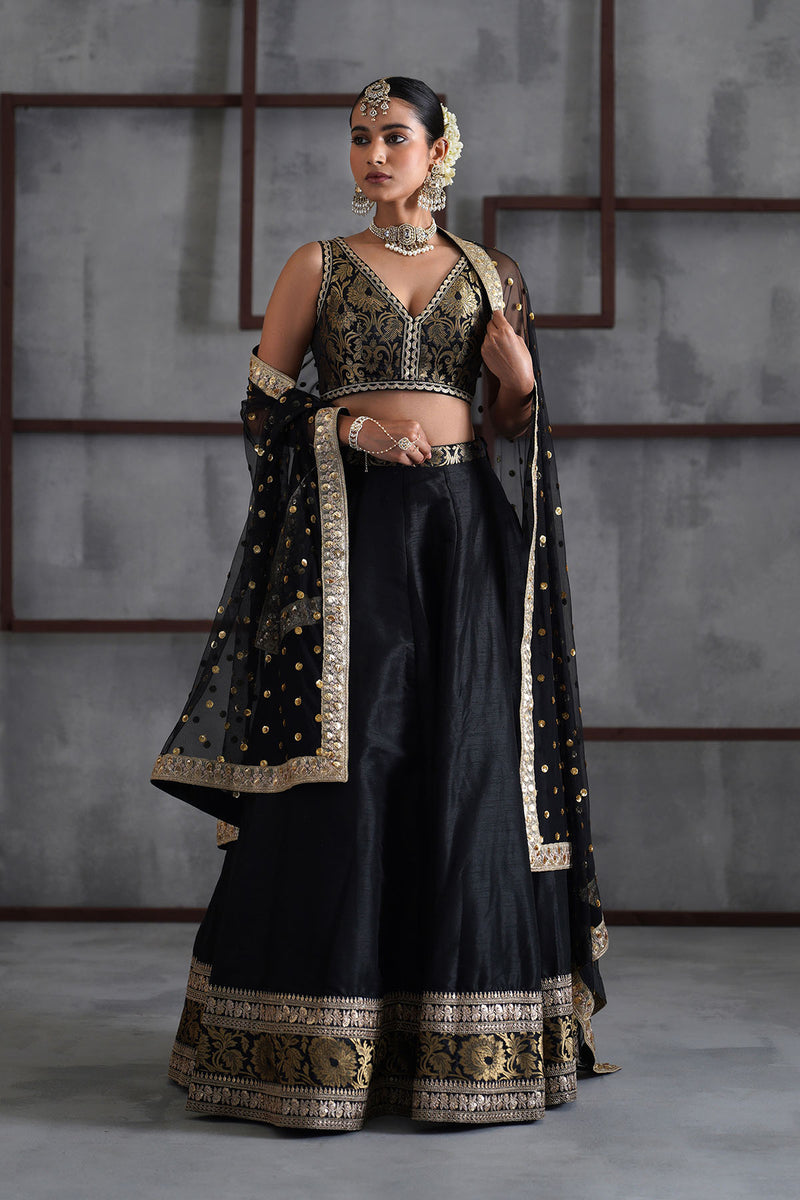 Black brocade blouse, lehanga, dupatta