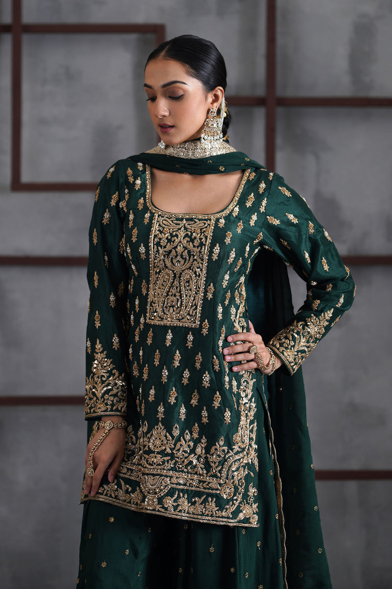 Green embroidred kurti, booti sharara and dupatta
