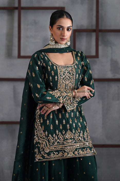 Green embroidred kurti, booti sharara and dupatta