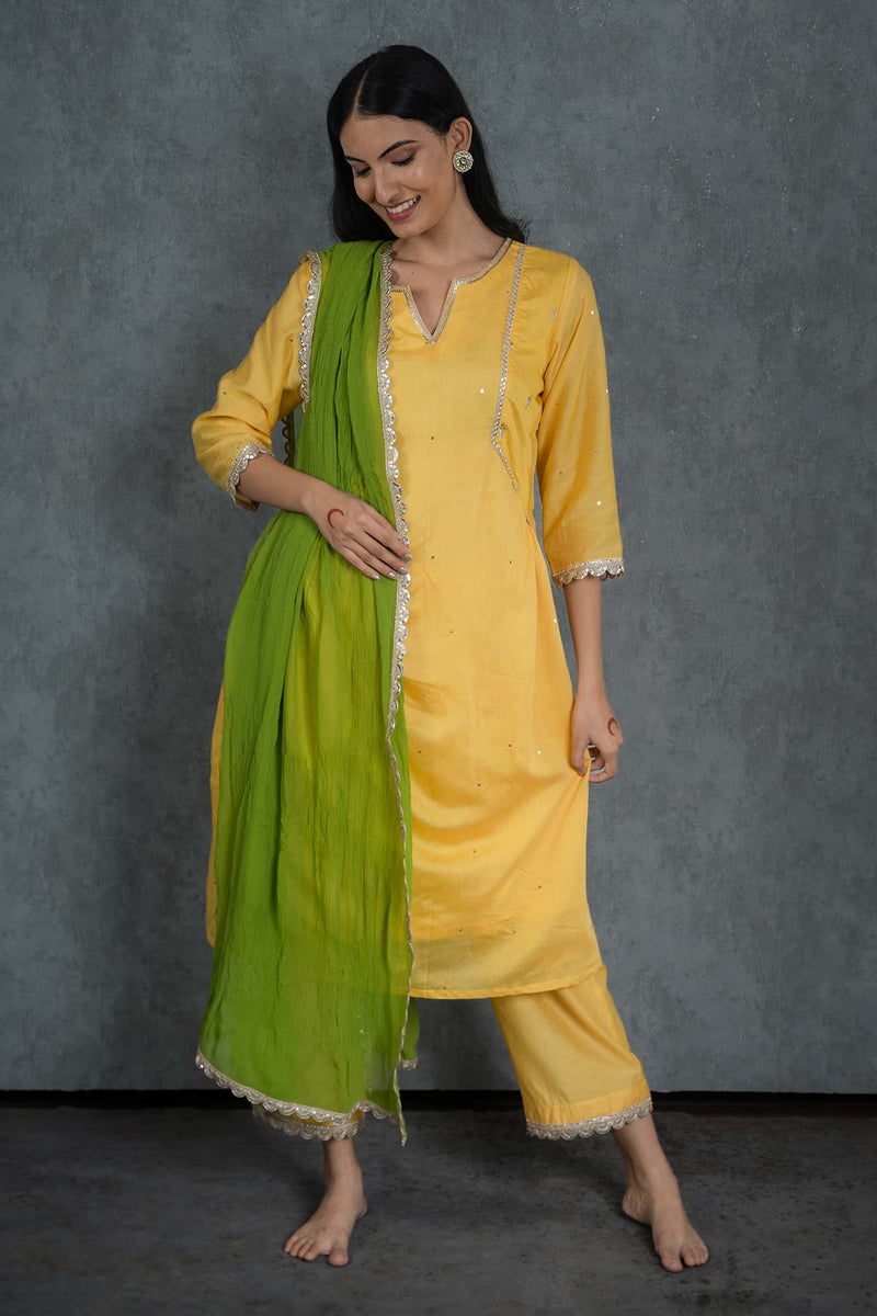 Inaayat Embroidered Suit Set With Dupatta (Set Of 3)