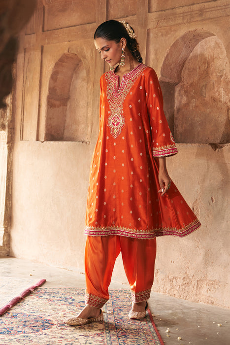 HAFSA - BURNT ORANGE CHAUGA WITH SALWAR