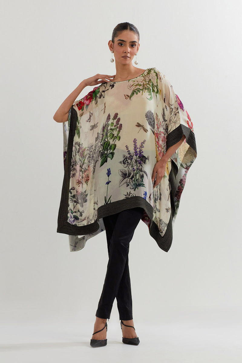 PONCHO WITH PANT