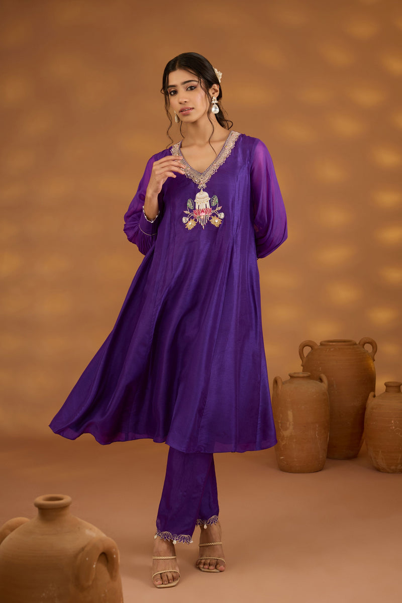 Kamal Talai Suit Set
