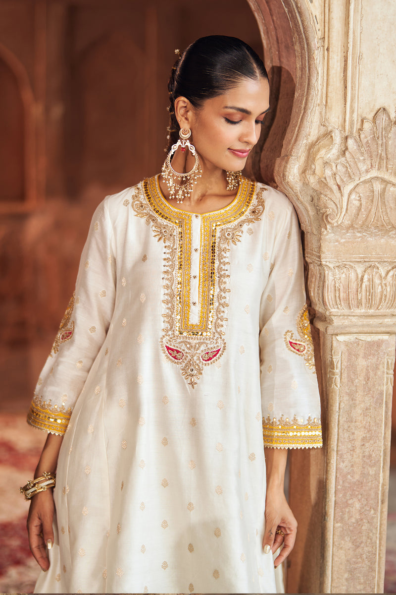 INAAYAT - DAISY IVORY CHAUGA WITH SALWAR