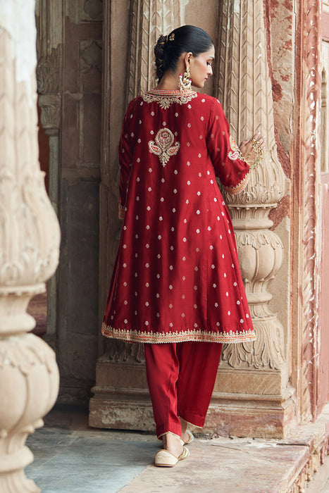 INAAYAT - DEEP RED CHAUGA WITH SALWAR