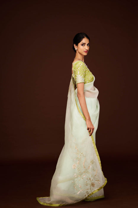 Nilaa Organza Saree and Blouse Set