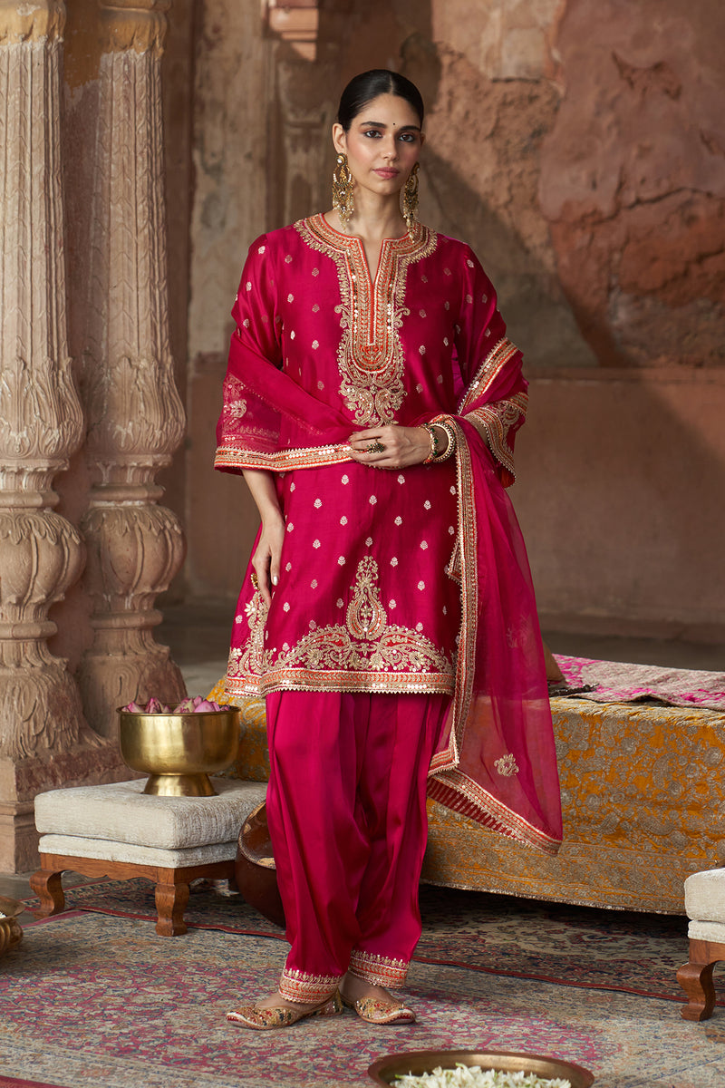 MEHWISH - HOTPINK SHORT KURTA WITH SALWAR AND DUPATTA