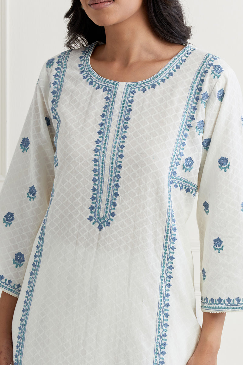 Off White Embroidered Aline Kurta & Pant Salwar Set