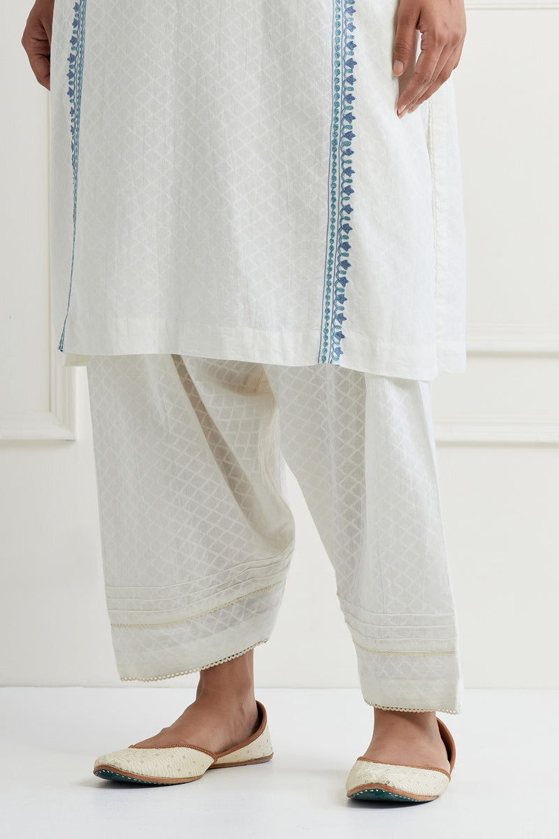 Off White Embroidered Aline Kurta & Pant Salwar Set