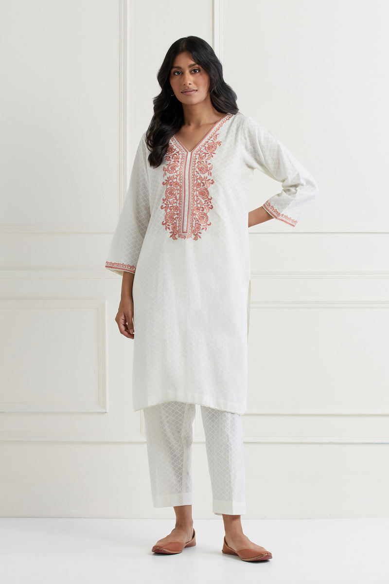 Off White Thread Embroidered Cotton Kurta & Pant Salwar Set