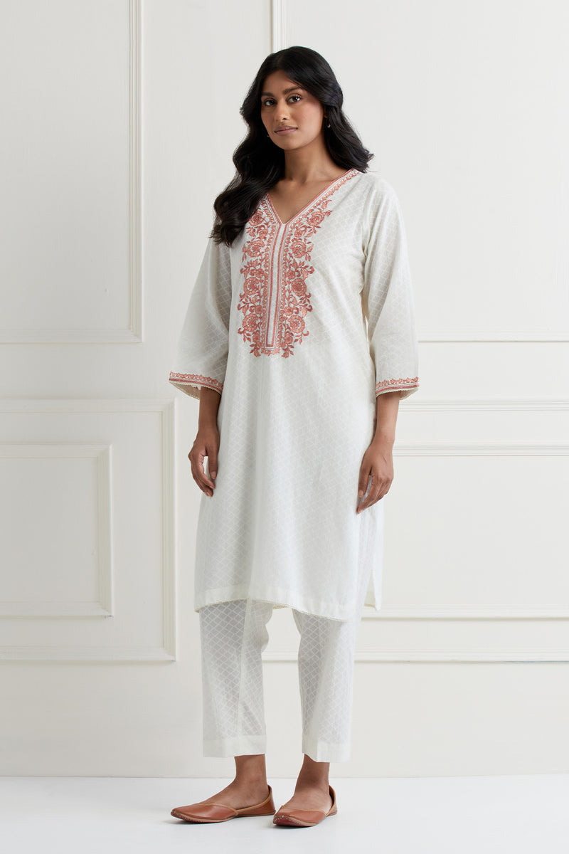 Off White Thread Embroidered Cotton Kurta & Pant Salwar Set