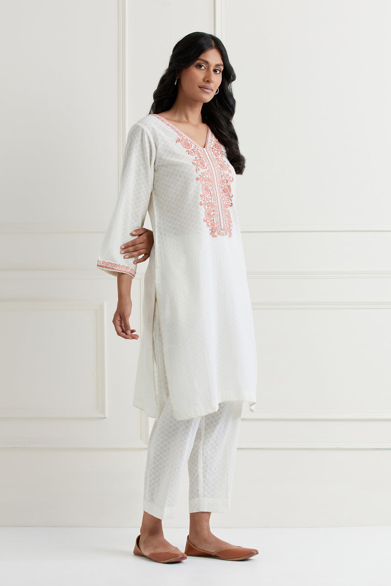 Off White Thread Embroidered Cotton Kurta & Pant Salwar Set