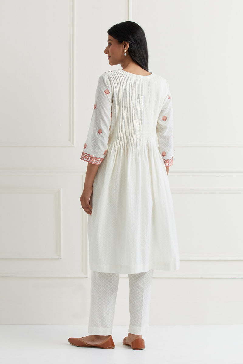 Off White Embroidered Cotton Kurta & Pant Salwar Set