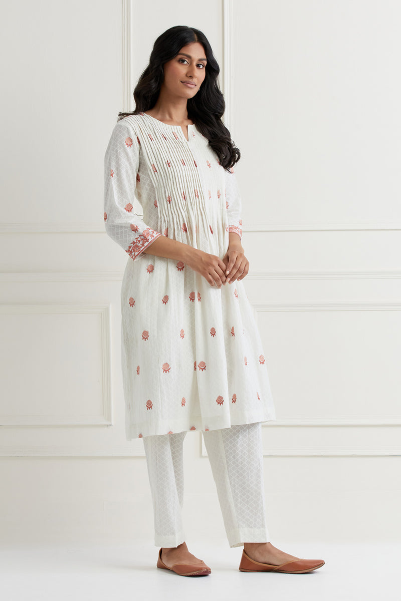 Off White Embroidered Cotton Kurta & Pant Salwar Set