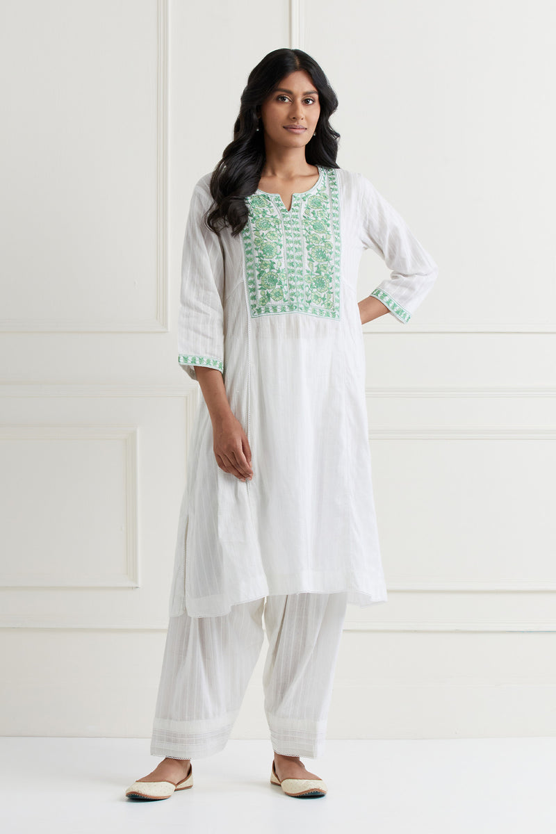 White Embroidered Kurta & Pant Salwar Set