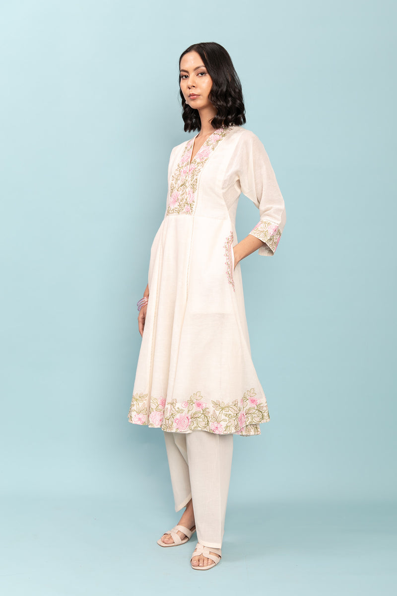 Nargis Pink