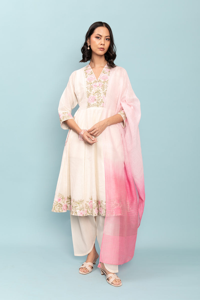 Nargis Pink