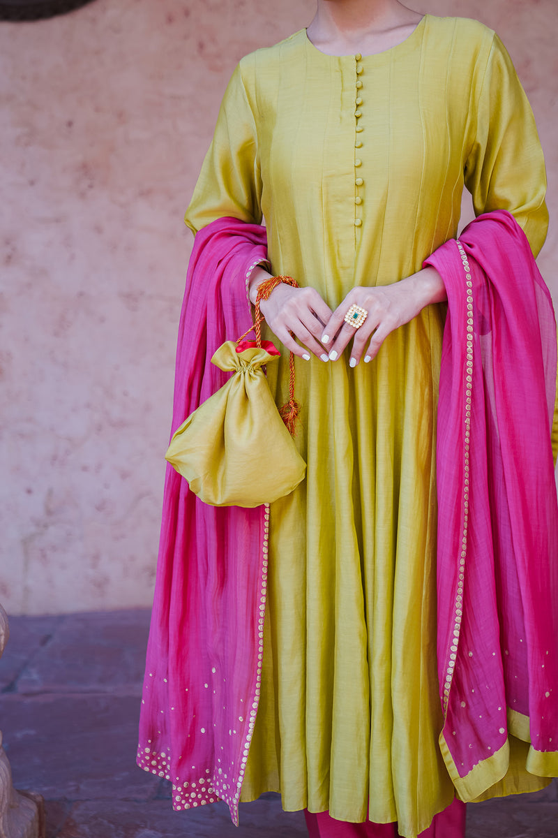 Kacha Aam Anarkali Set