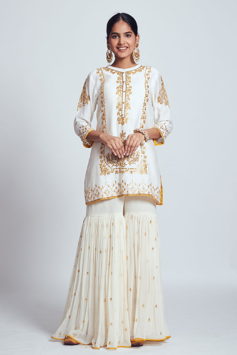 Saba- Daisy ivory Chanderi silk kurta garara