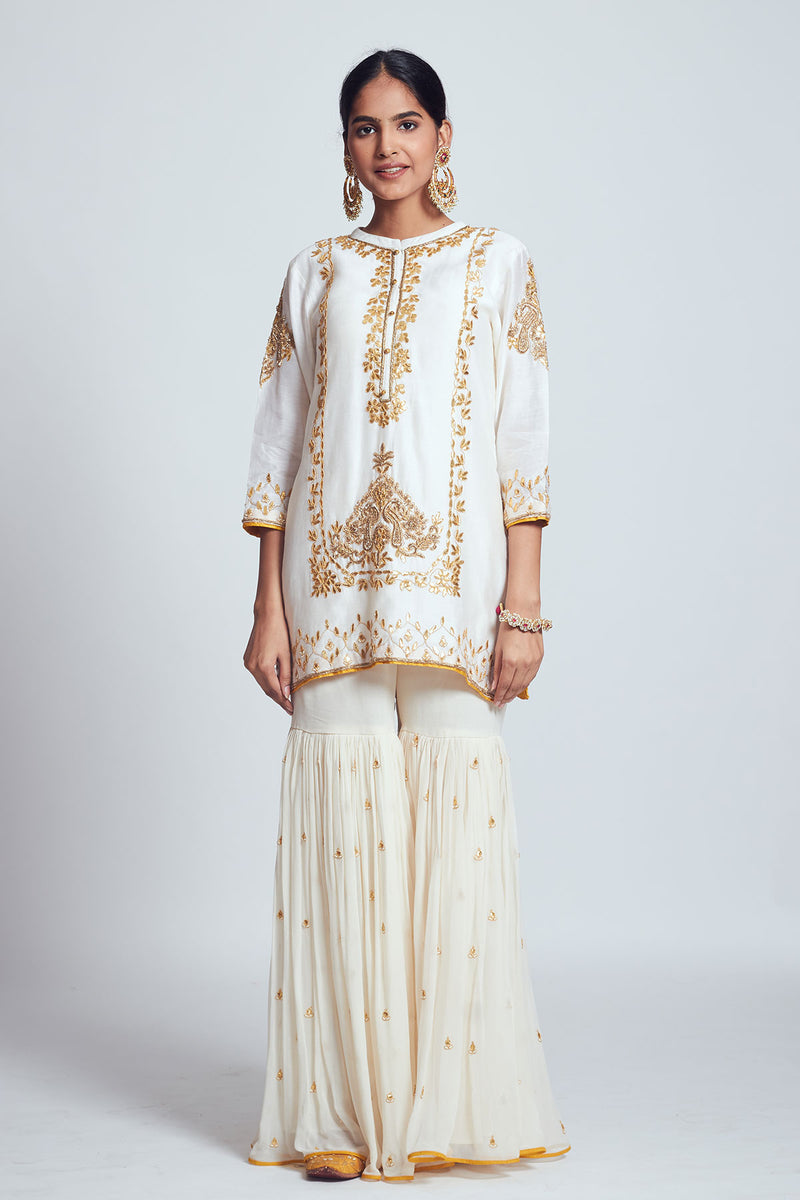 Saba- Daisy ivory Chanderi silk kurta garara