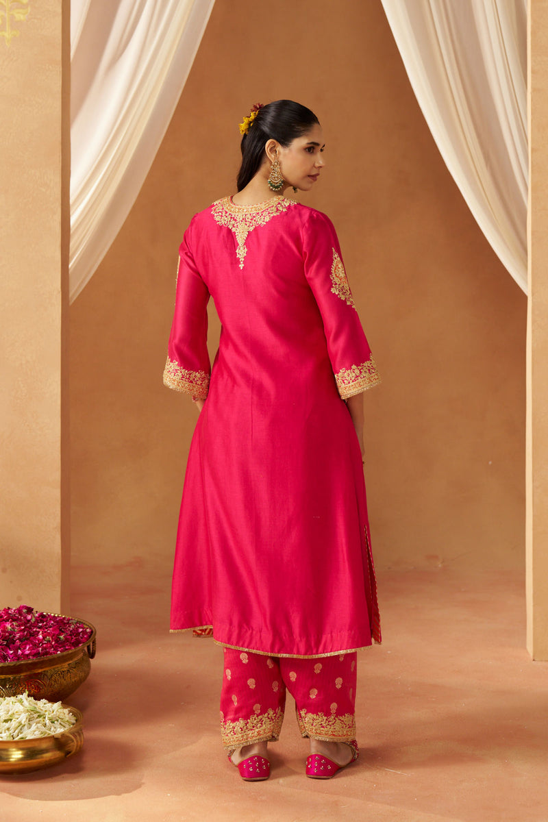 Liana Hotpink with Dupatta Chauga and Dupatta