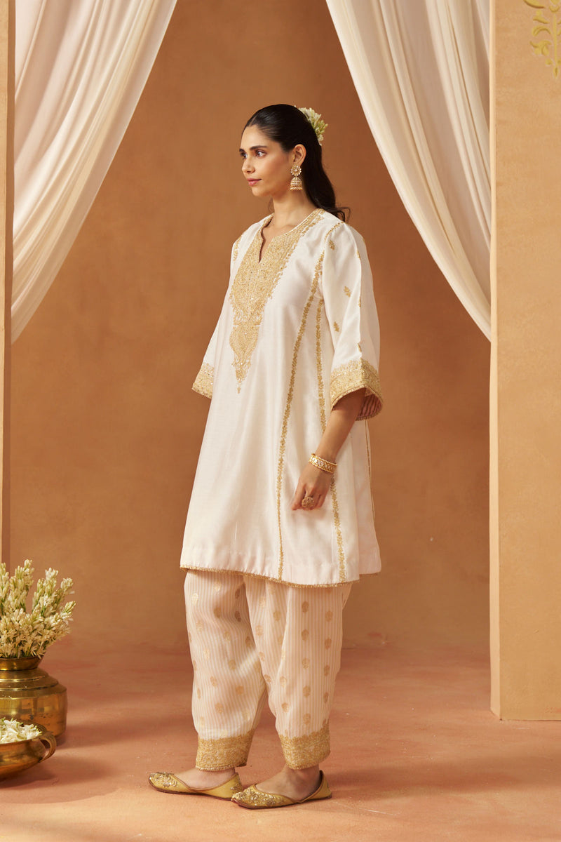 Maahgul Daisy Ivory Kalidaar Chauga with Salwar and Dupatta