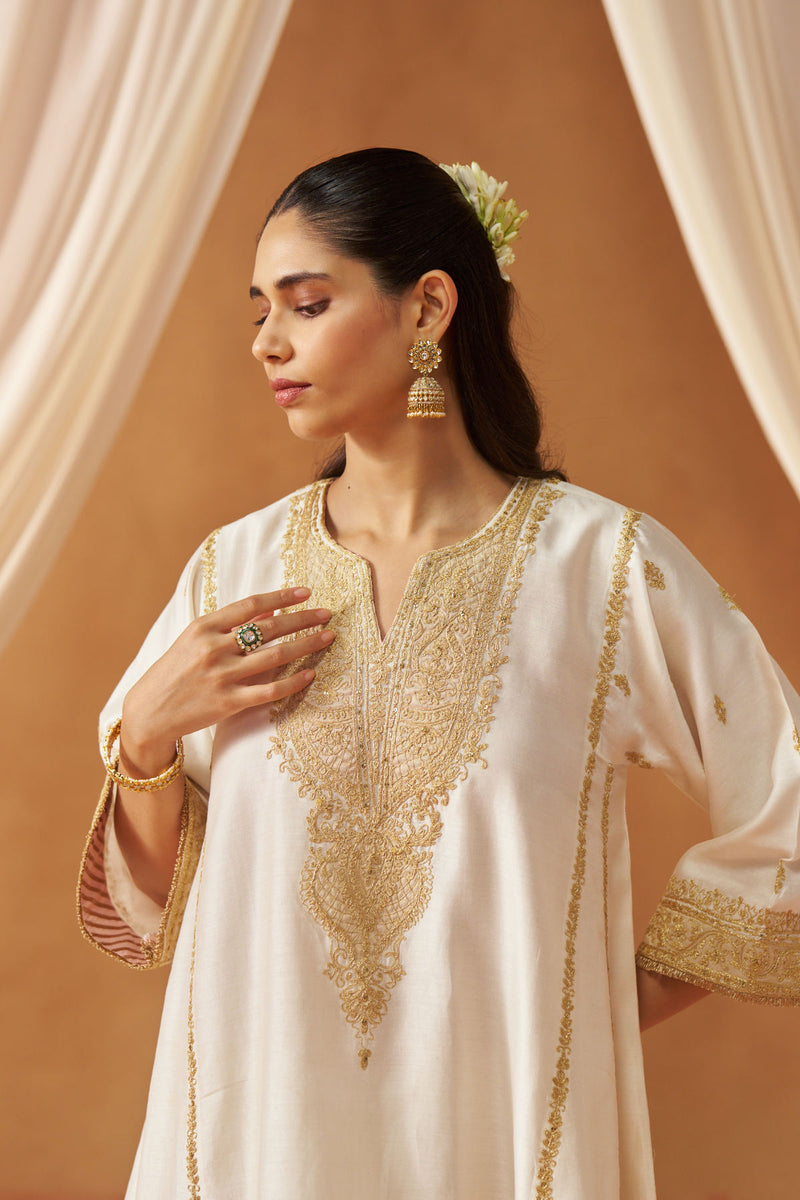 Maahgul Daisy Ivory Kalidaar Chauga with Salwar and Dupatta