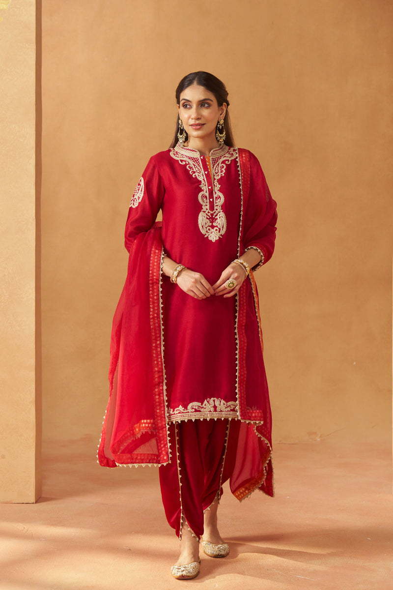 Aabisah Deep Red