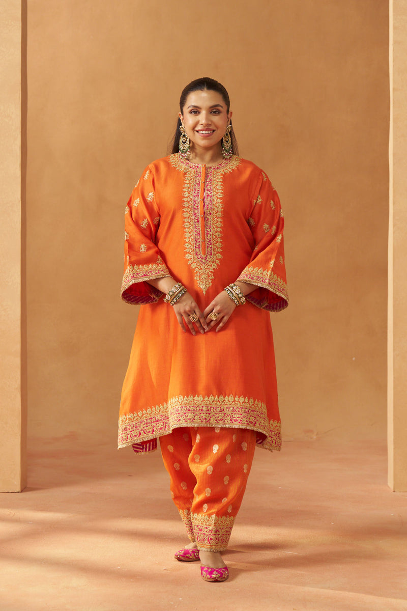 Zeenal Burnt Orange A Line Kaaftan with Salwar with Dupatta