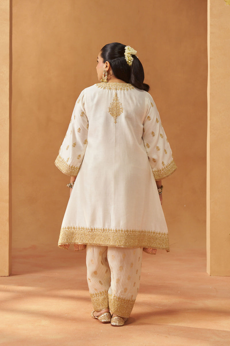 Zeenal Daisy Ivory A Line Kaaftan with Salwar with Dupatta