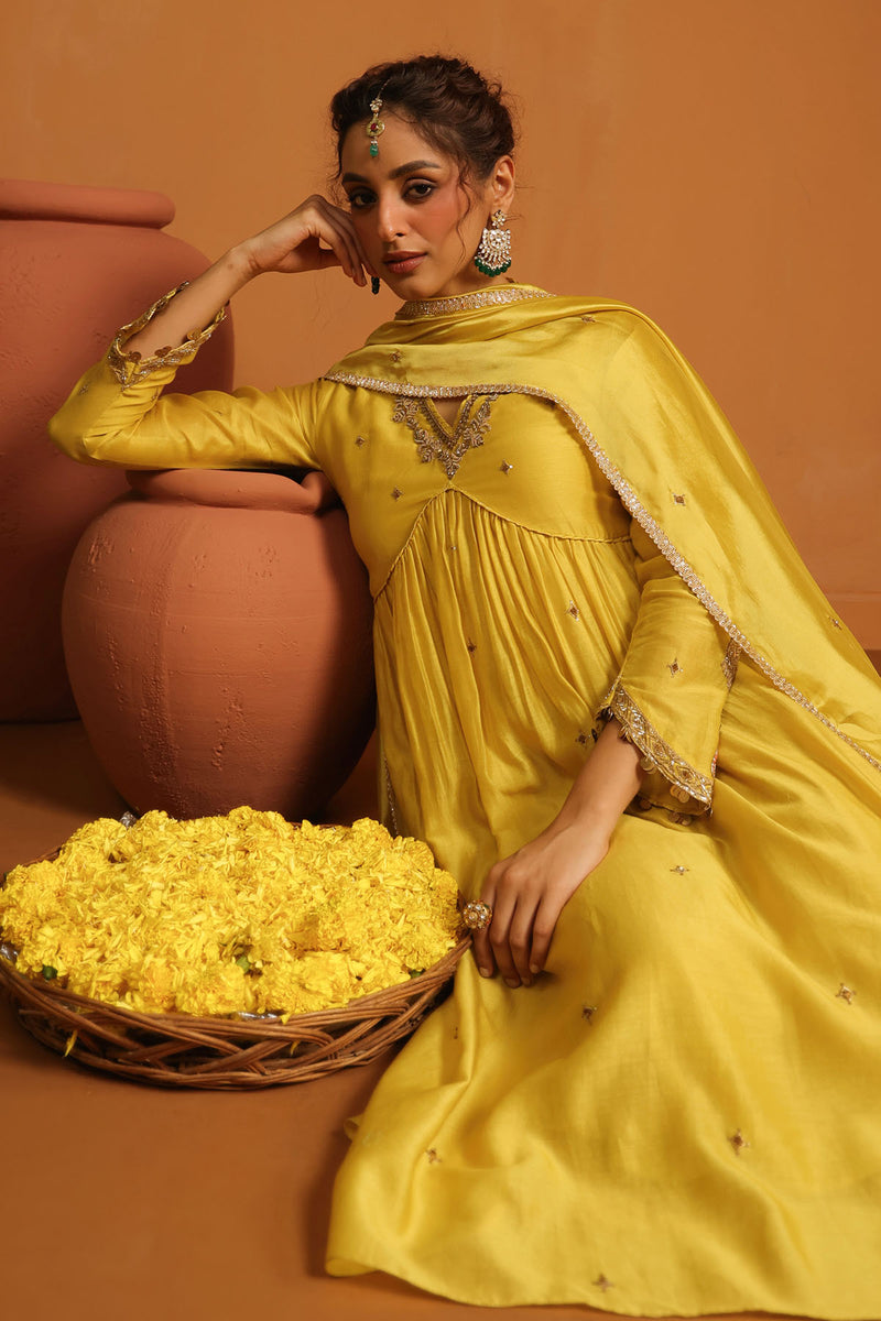 PAKEEZAH CHUNNAT JODA SUNEHRA