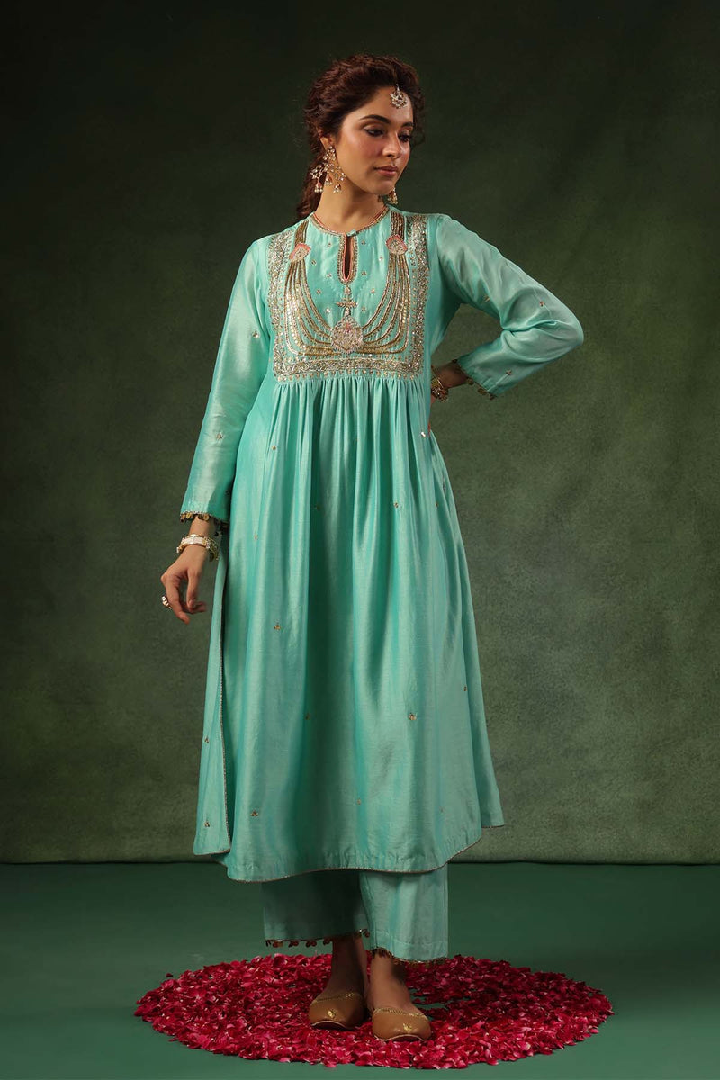 PAKEEZAH JADAU JODA NEELA