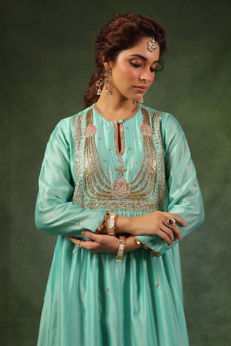 PAKEEZAH JADAU JODA NEELA