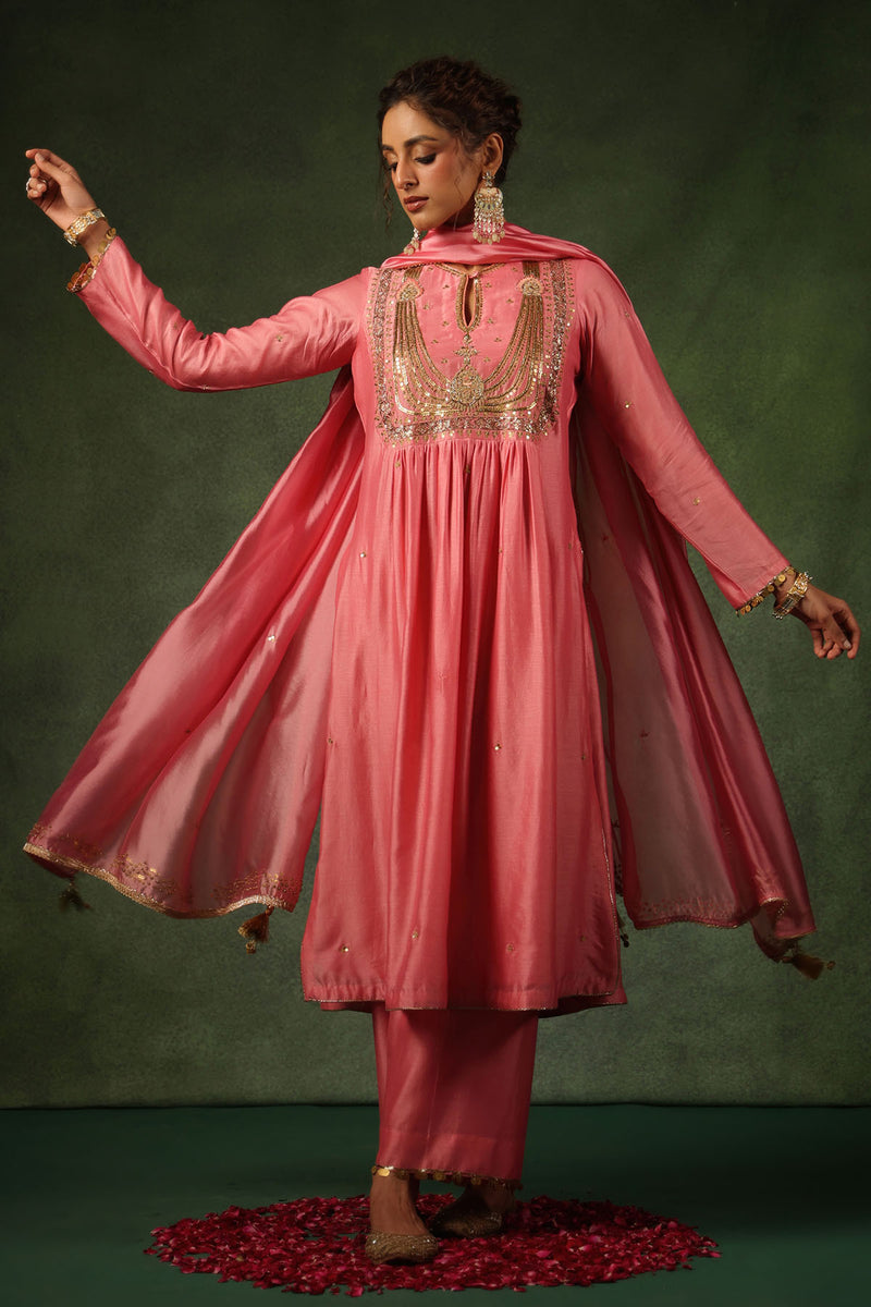 PAKEEZAH JADAU JODA GULAABI