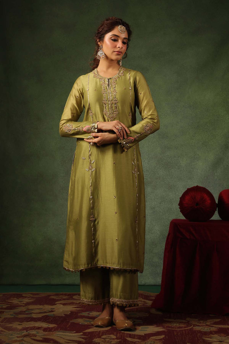 PAKEEZAH ZARDOSI PATTI BUTA JODA HARA