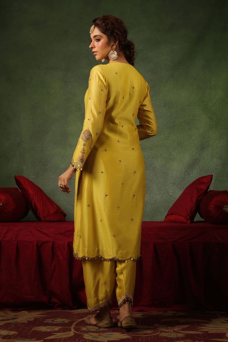 PAKEEZAH AMBI BUTA JODA SUNEHRA