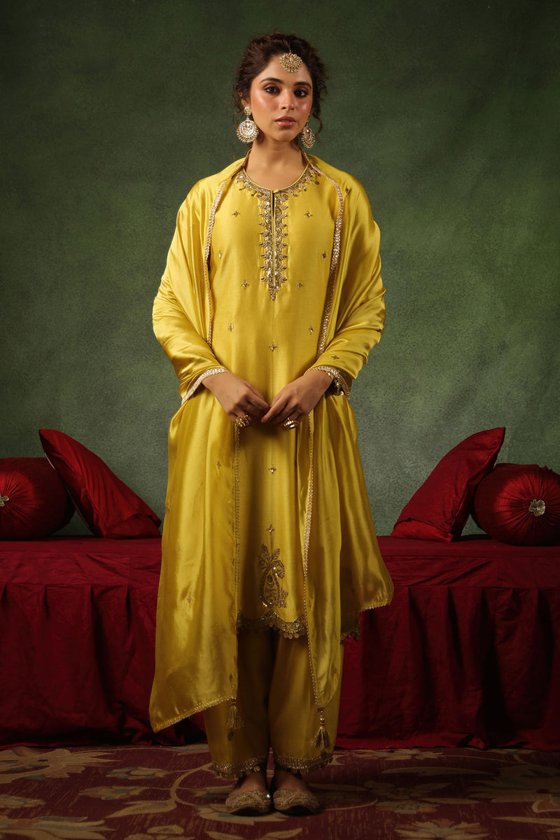 PAKEEZAH AMBI BUTA JODA SUNEHRA