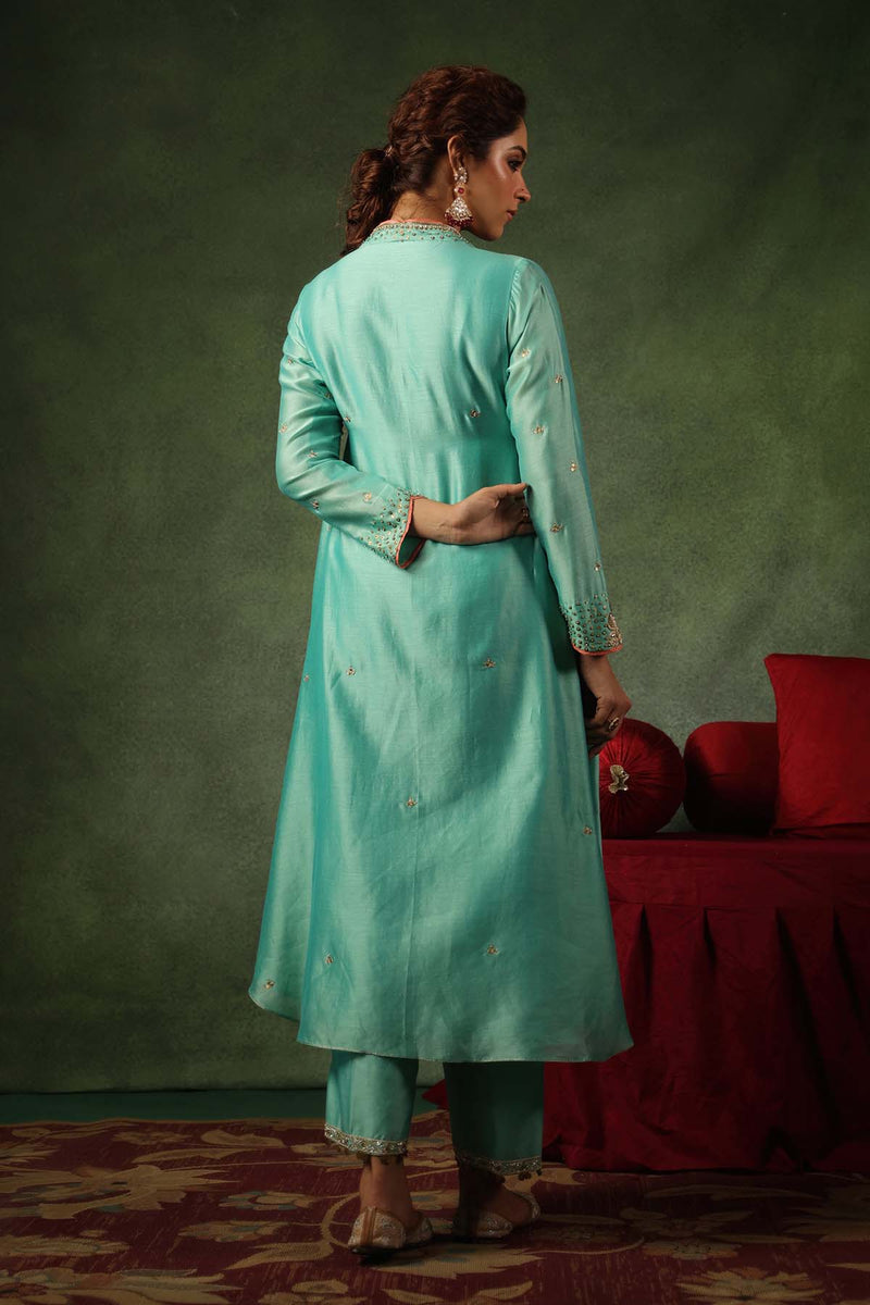 PAKEEZAH PAAN BUTA JODA NEELA