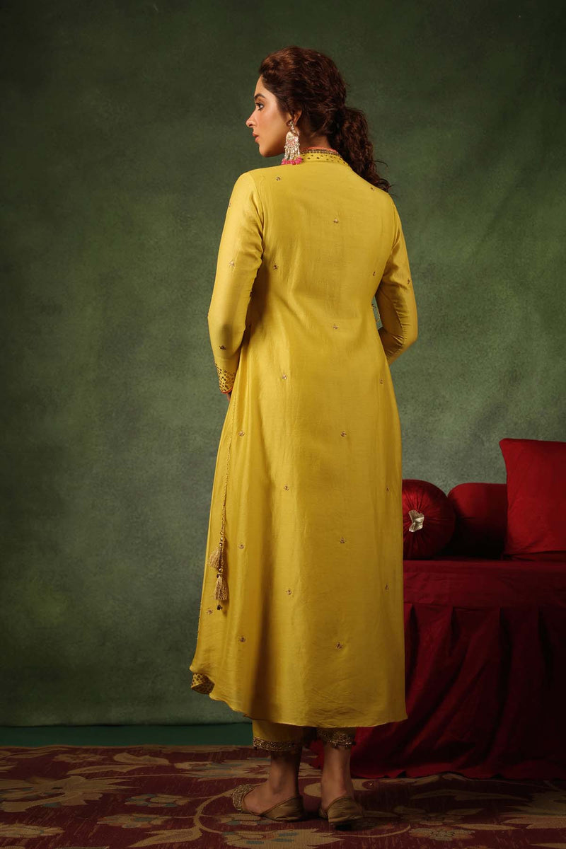 PAKEEZAH PAAN BUTA JODA SUNEHRA
