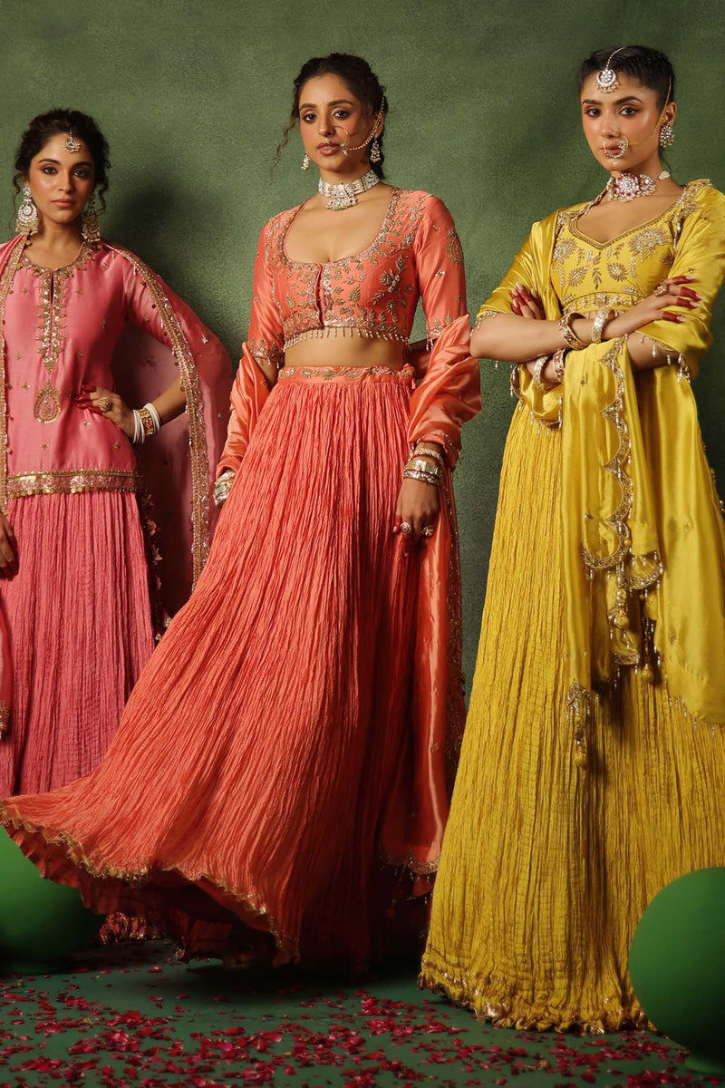 PAKEEZAH ZARDOSI PHOOL BUTA LEHENGA SUNEHRA