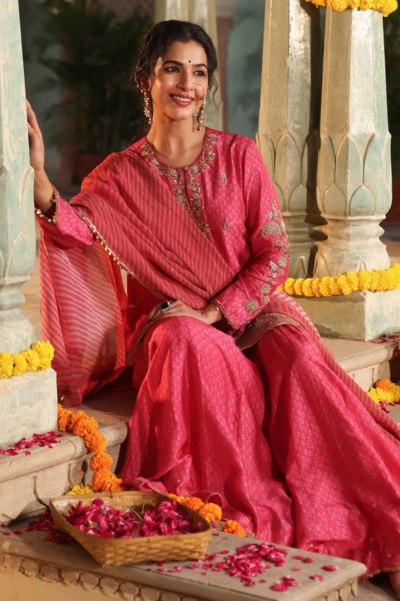 Riwayat Sharara Set