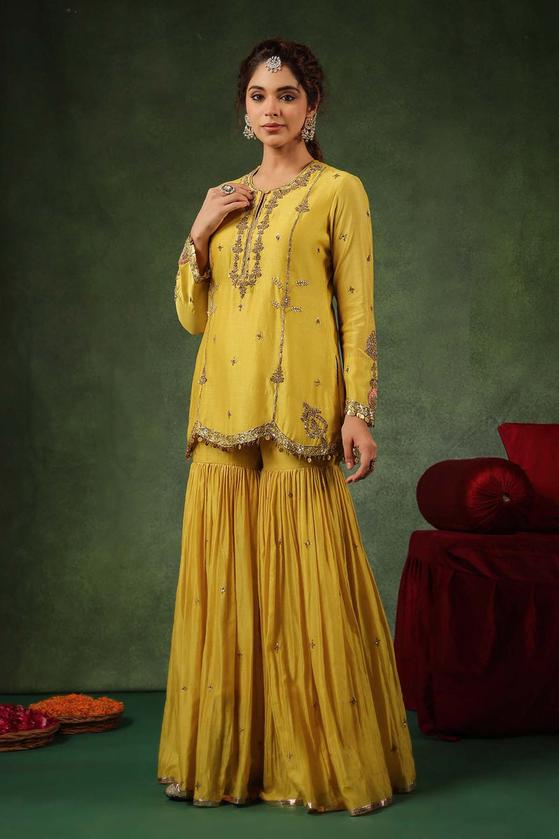 PAKEEZAH SHARARA JODA SUNEHRA