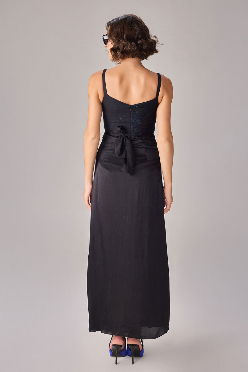 Dakota Bodysuit
Zuri Skirt