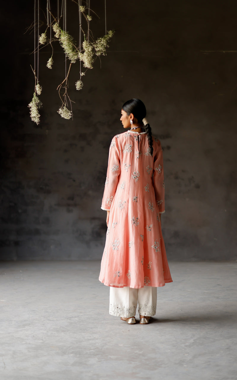 Gulabi Siyah Anarkali Set