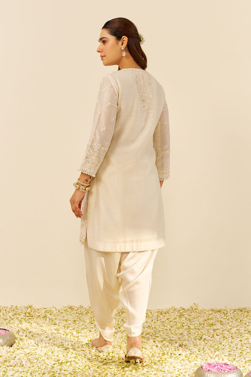 Zaisha - Short Kurta With Dhoti (Daisy Ivory)