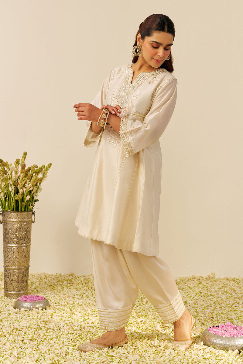 Aiza - Short Chauga With Salwar (Daisy Ivory)