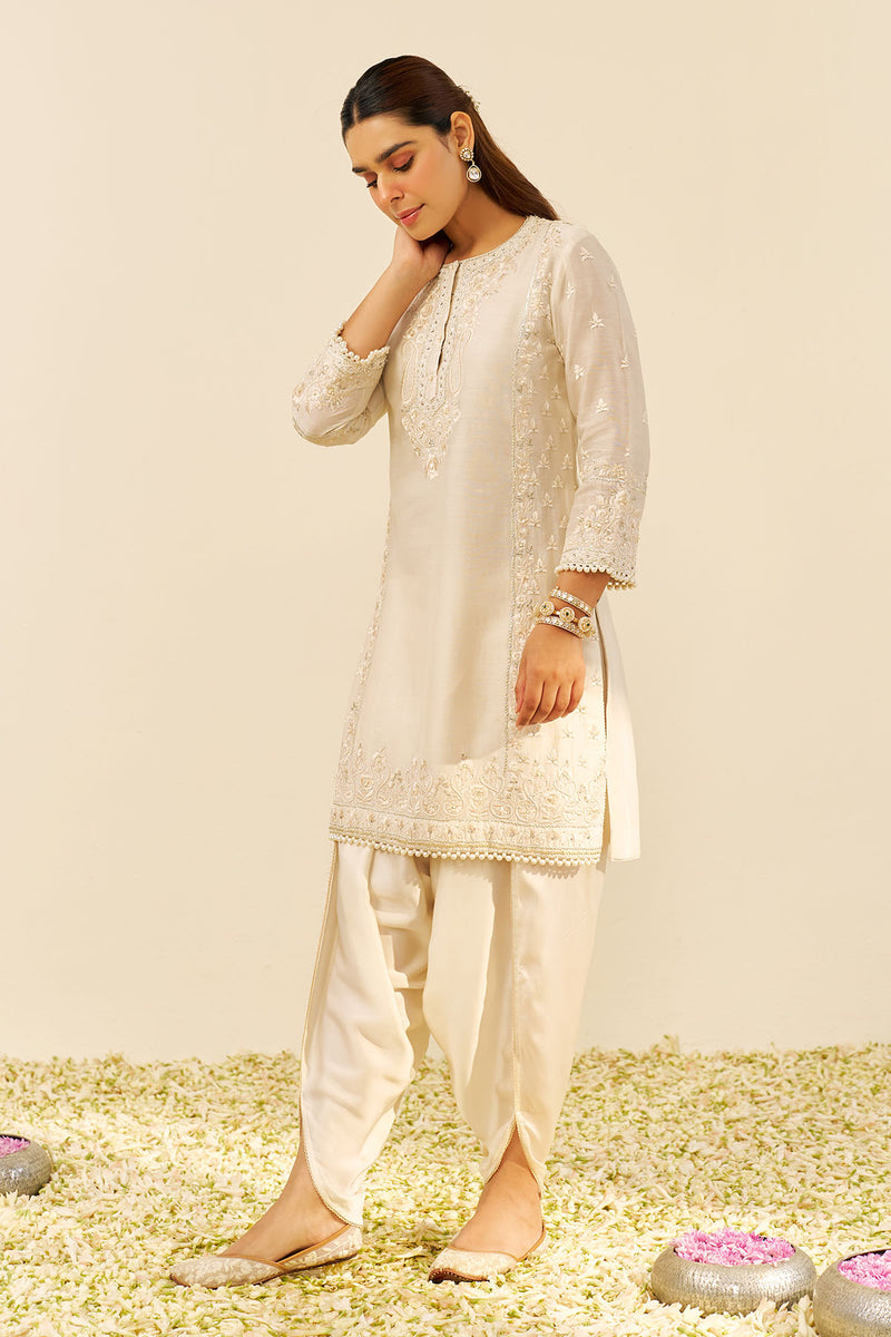 Zaisha - Short Kurta With Dhoti (Daisy Ivory)