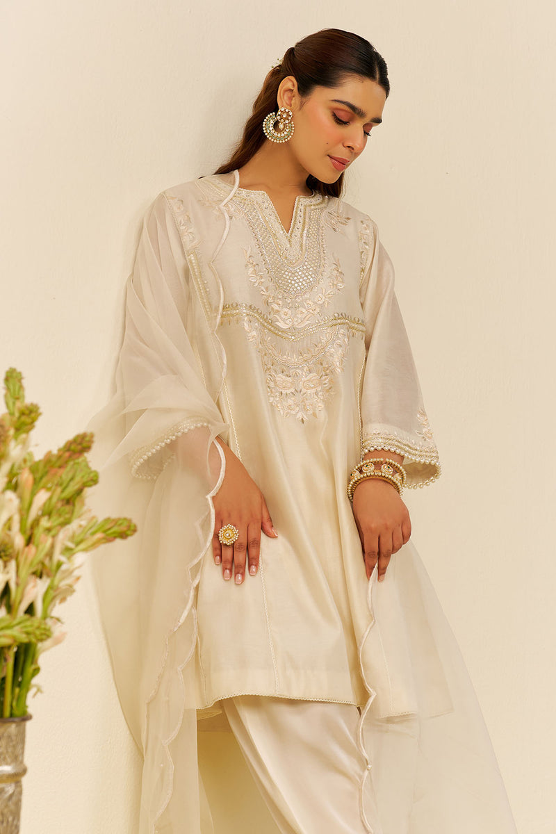 Aiza - Short Chauga With Salwar (Daisy Ivory)