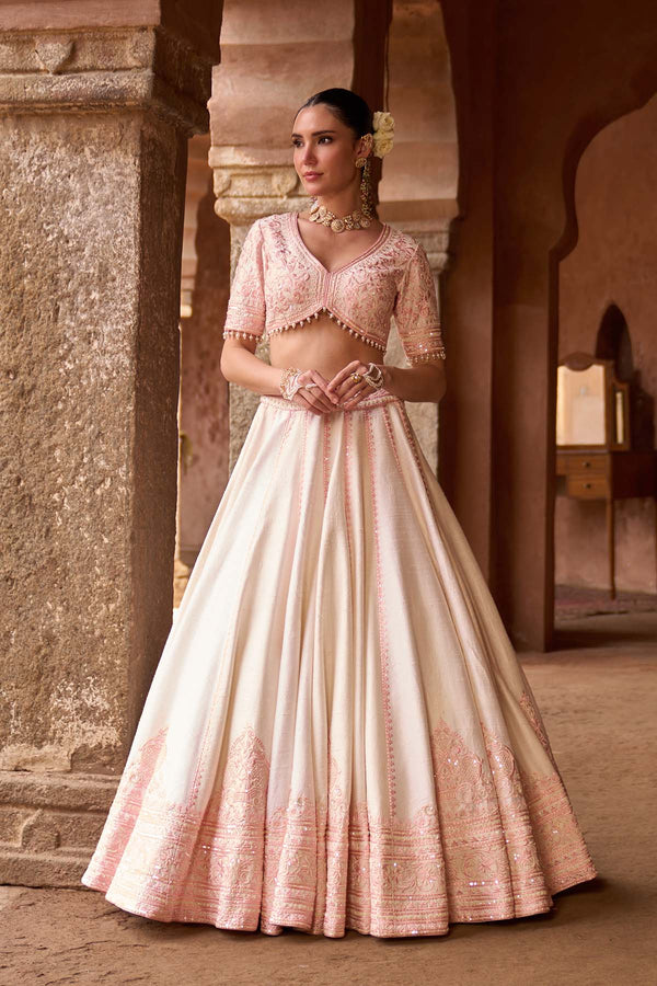 LEHENGAS