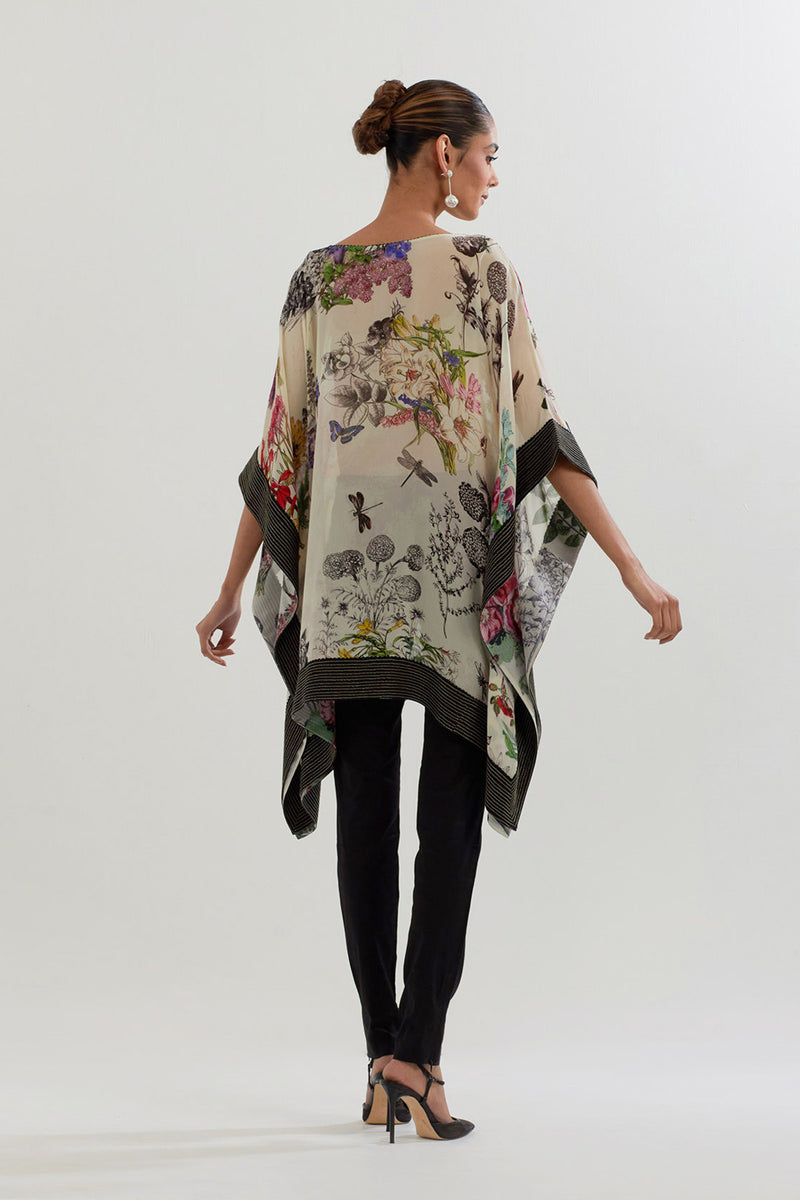 PONCHO WITH PANT